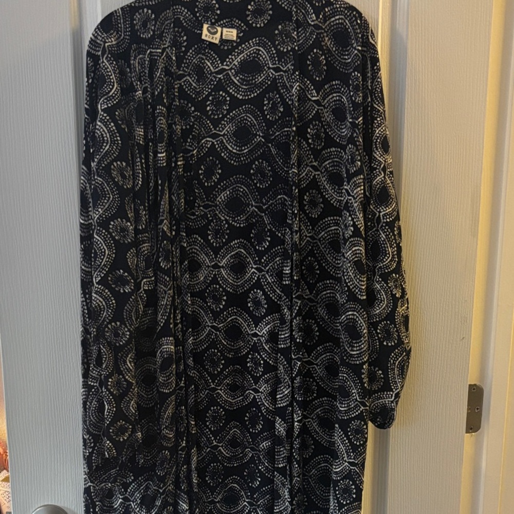 Roxy Black and White Patterned Long swim cover up